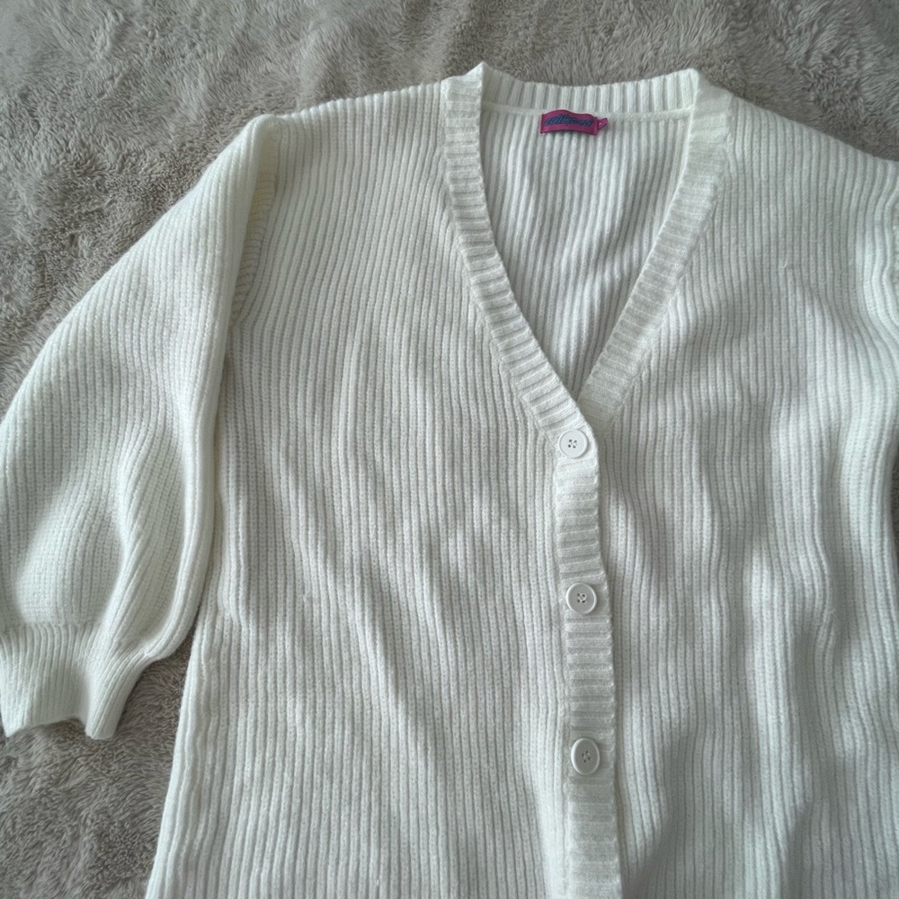 Edikted Ivory Ribbed V-Neck Cardigan - Picture 2 of 4